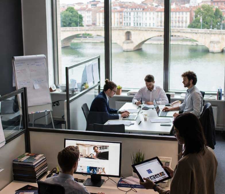 Communication d’entreprise à Toulouse, Blagnac et Colomiers : les 6 défis majeurs en 2026 et comment les résoudre